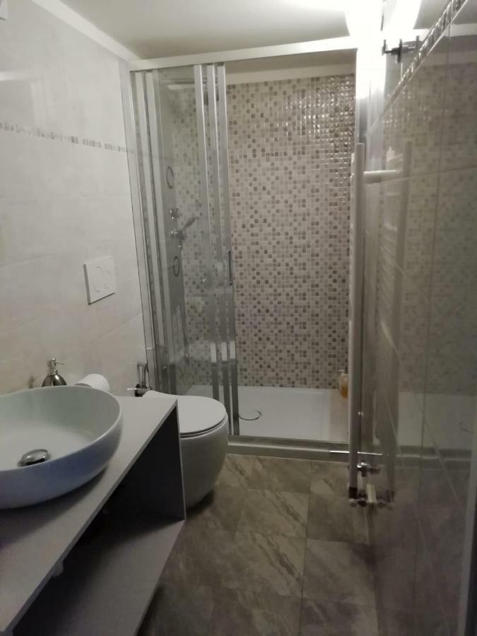 Apartamento Il nido del Picchio 2 Turín Exterior foto