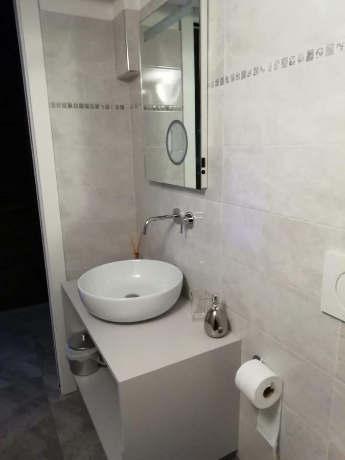 Apartamento Il nido del Picchio 2 Turín Exterior foto